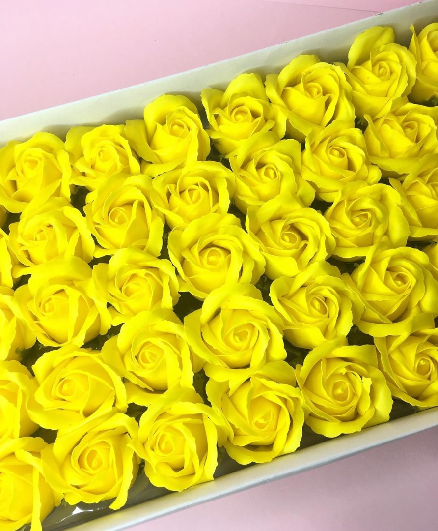 Роза — желтая 50 шт