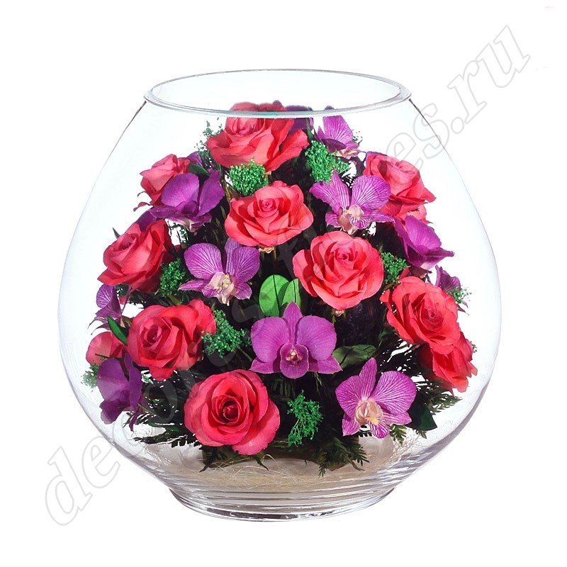 Микс розовых роз и фиолетовых орхидей