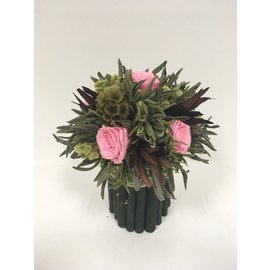 Букет с розовыми розами (арт. V13-2516)