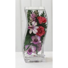 Орхидеи и розы в изогнутой вазе (Цветы в стекле)