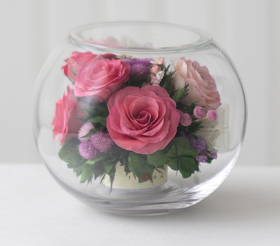 Букет розовых роз в круглой вазе (Цветы в стекле)