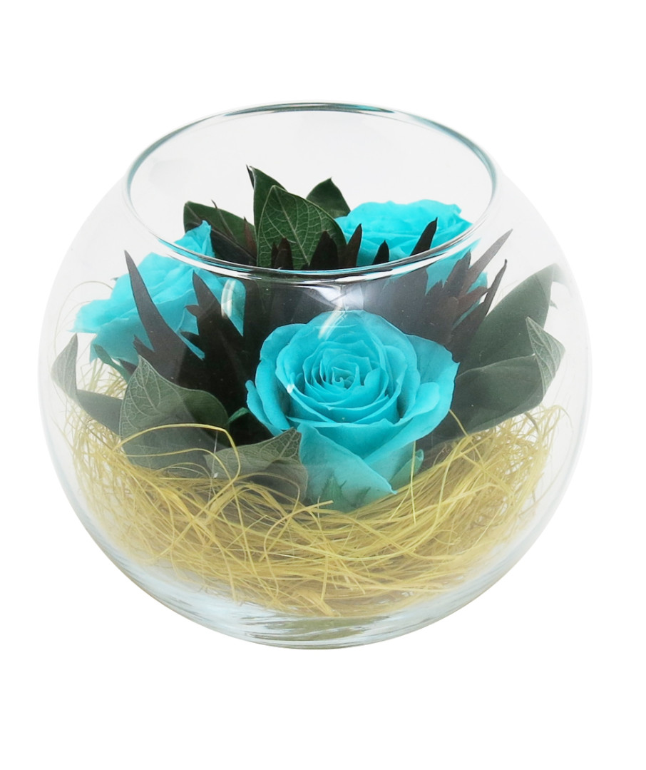 Голубые розы в среднем шаре в коробке