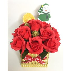 Новогодний букет "Красные розы из мыла"