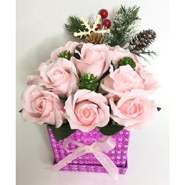 Новогодний мыльный букет "Розовые розы"