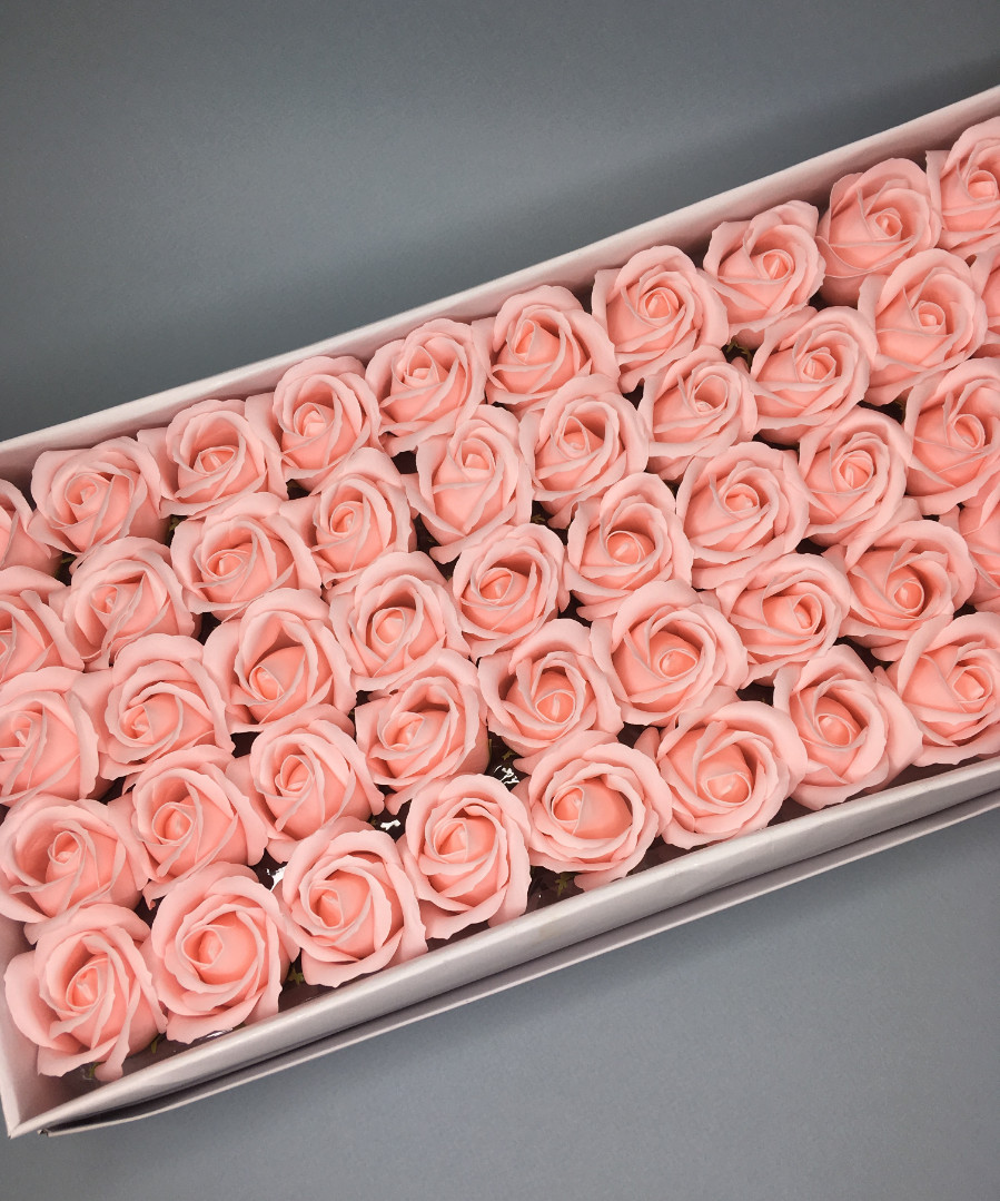 Роза — нежно-розовая 50 шт