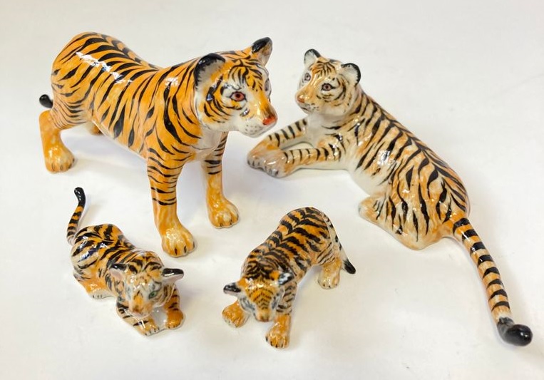 Фигурка "Семейство бенгальских тигров"