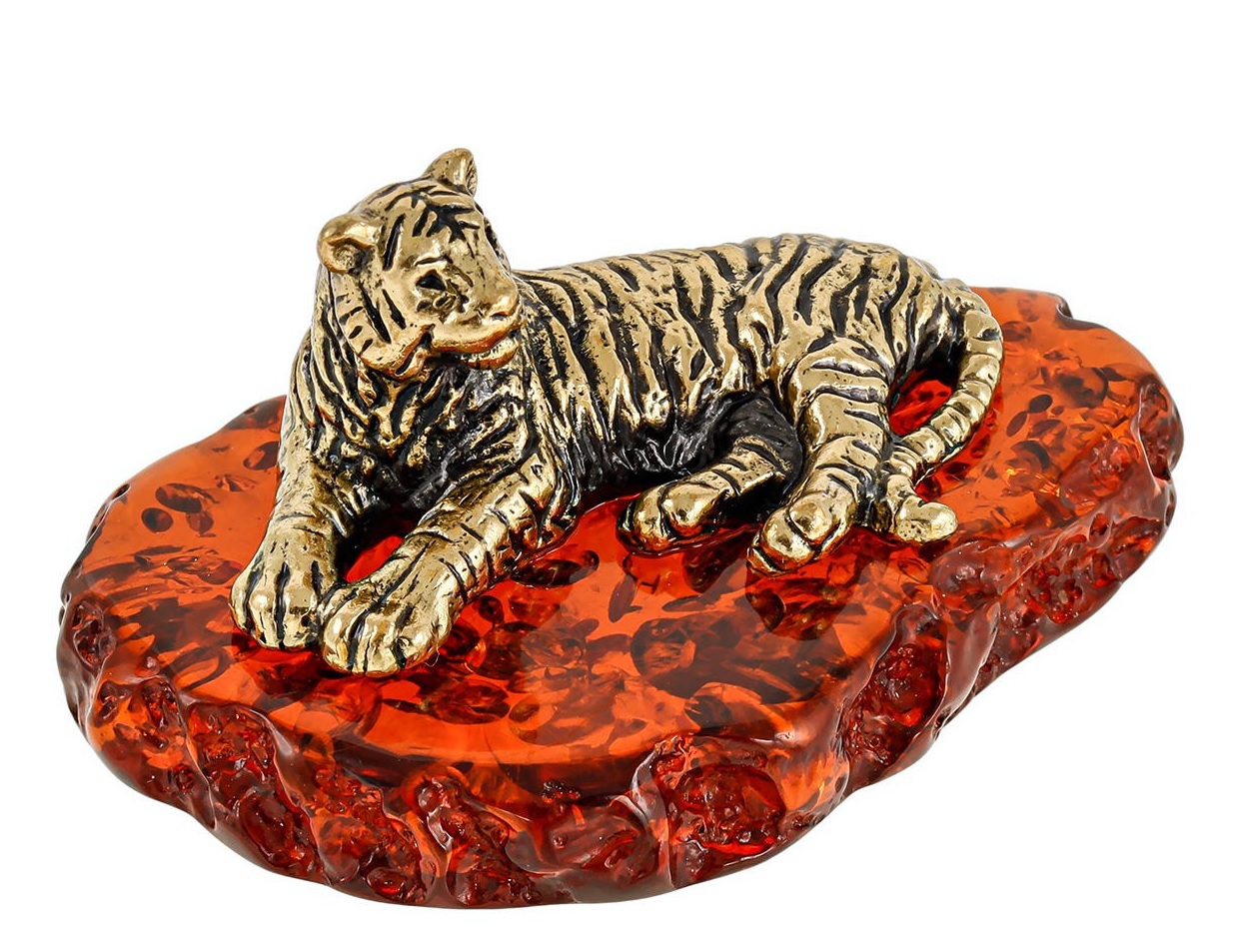 Фигурка "Тигр лежачий" на янтаре